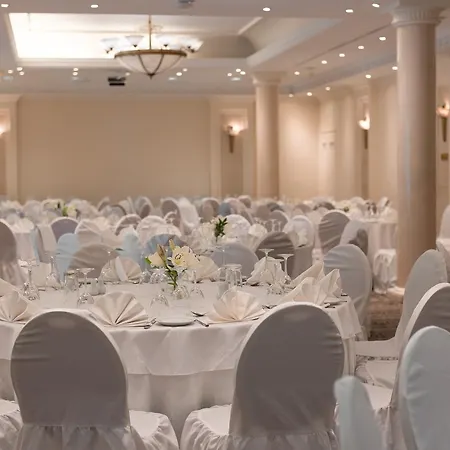 Curium Palace 4* Limassol