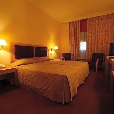 Curium Palace Hotel 4*