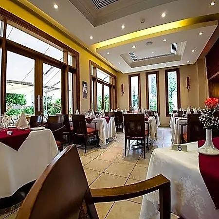 Curium Palace Hotel