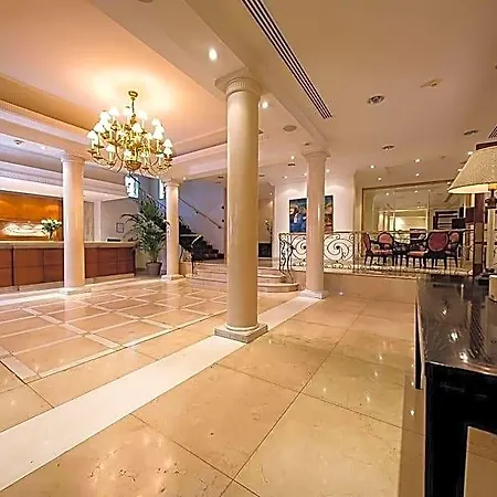 Curium Palace Hotel 4*