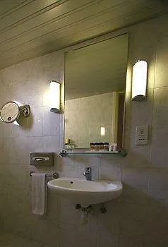 Curium Palace Hotel 4*