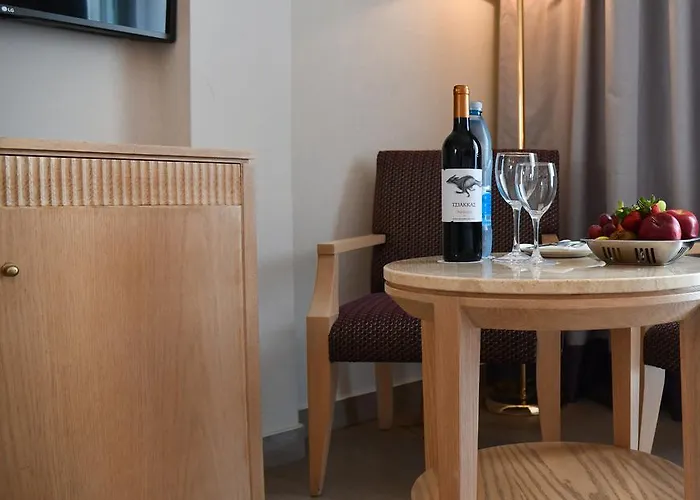 Curium Palace מלון לימסול