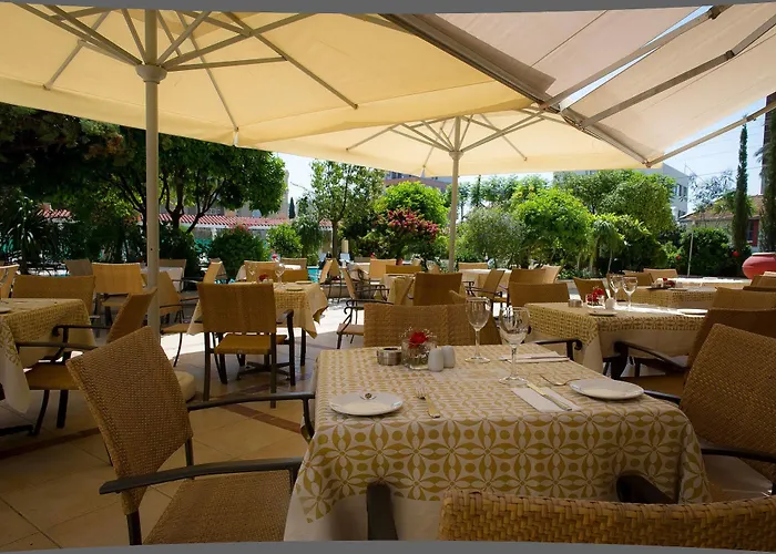 Curium Palace 4* Lemesos