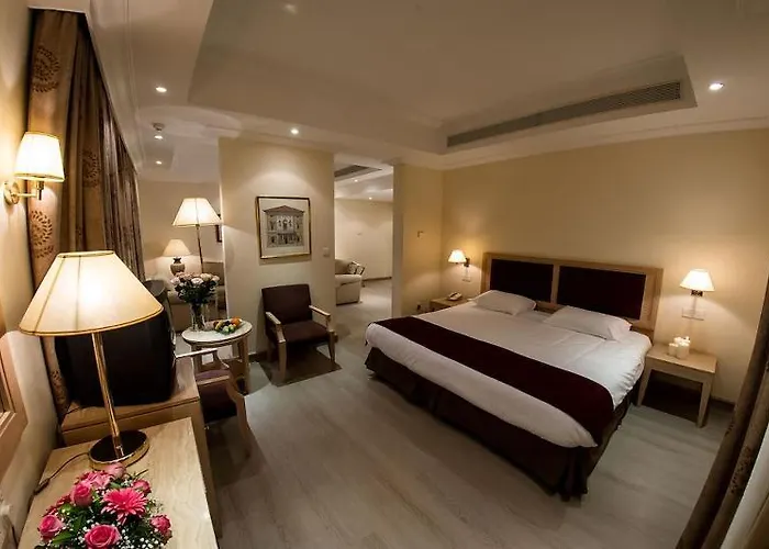 Curium Palace Hotel Lemesos