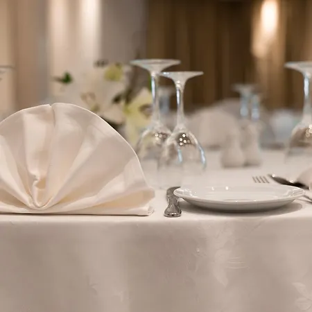 Hotel Curium Palace 4*