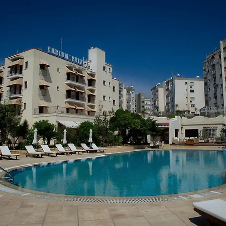 Отель Curium Palace